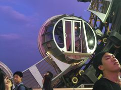 -影汇之星8字形摩天轮