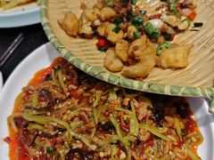 -万重锦·人文川菜馆(骡马市店)