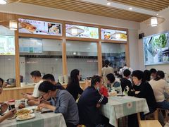 -老前童小吃(北明程路店)