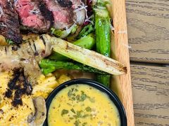 -Mark&Mars Restaurant