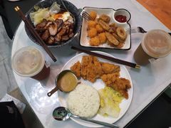 -新荔园茶餐厅(荔湾区府宿舍大院店)