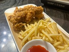 -湘力力小院·鱼汤泡饭(枫林路店)