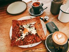 鸡蛋蘑菇熏肉荞麦可丽饼-RAC BAR(安福路店)