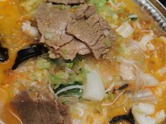 骨汤牛肉鲜蔬锅-喜家德虾仁水饺(世纪大都会店)