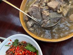 -汤锅大王(新平曹苏黄牛汤锅有限公司)