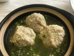 蟹粉狮子头-溱湖八鲜菜馆