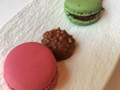 树莓马卡龙-福楼法餐厅FLO