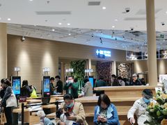 大堂-七鲜超市(瑞虹天地太阳宫店)