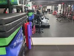 -坚果健身24小时工作室(定西路店)