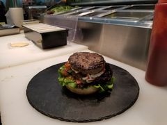 -HIGH FIVE哈福手工汉堡(桂林路店)