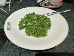 -新白鹿餐厅(湖滨银泰IN77C区店)