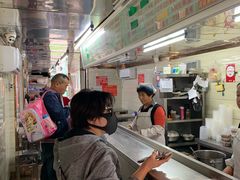 -芳婆糕团店(王府大街店)