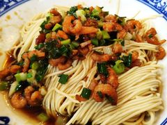 开洋葱油拌面-裕兴记•蟹黄面馆(人民广场店)