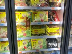 -世纪联华超市(三墩店)