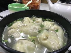 三鲜大馄饨-万寿斋(山阴路店)