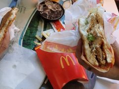 -麦当劳(杨林得来速店)