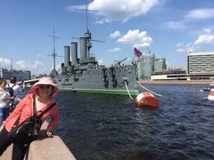 -阿芙乐尔号巡洋舰