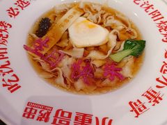 -小董哥烤串·爆汁大油边(故宫店)