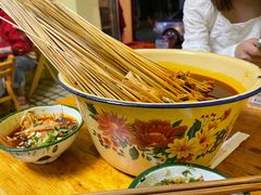 -拈签一笑黄牛肉辣卤串串
