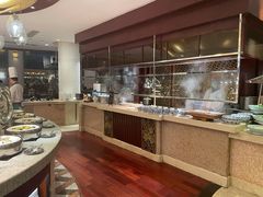 自助取餐区-东莞塘厦三正半山温泉酒店·沙利文西餐厅