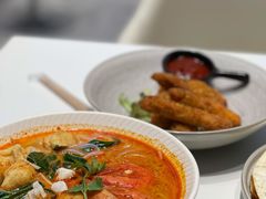 新加坡叻沙汤粉-Manner Coffee(万象食家店)