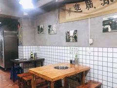 大堂-三番火辣串串香(总店)