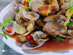 葱姜炒花甲-四川小胡子海鲜(丁村万人海鲜广场店)