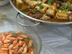 精品红烧杂鱼-溱湖八鲜菜馆