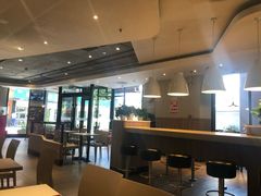 大堂-肯德基(亦庄上海沙龙店)