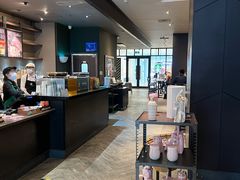 自助取餐区-星巴克臻选(南京金茂览秀城店)