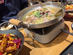 -川堂风·跷脚牛肉·乐山爆炒(宝山日月光店)