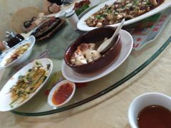 -鲤鱼塘农家山庄