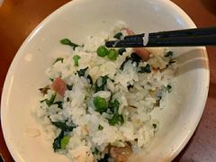 -佬钱湾仔(衣裳街店)