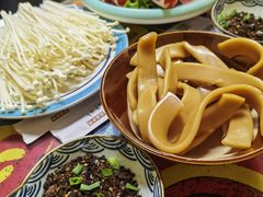 -弘烨 贵州酸汤 鱼火锅(东财店)