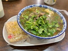 -叶新小吃店(来凤小区总店)