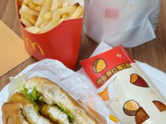 -麦当劳(长江西路得来速店)