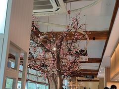 -蜜桃餐厅·伴山(湖滨商业街店)