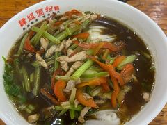 -黄兴南路步行商业街