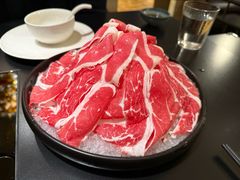 -鲜入唯煮·港式海鲜牛肉火锅(金宝街店)