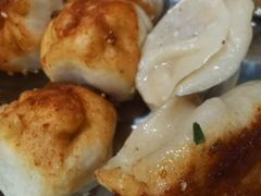 -黄阿姨锅贴大王(万航渡路店)