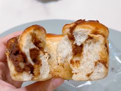 核桃提子肉桂花环卷-雀食面包店(钟楼店)