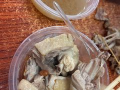 -威邵鸡煲(西华路总店)
