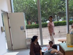 -龙格亲子游泳•水育早教运动中心
