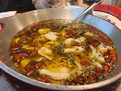 -渝信川菜 · 川味家常菜(财富购物中心店)