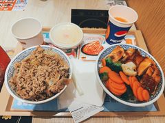 -吉野家(吉野家冰山慧谷店)