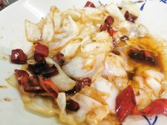 手撕包菜-昱龙大盆牛蛙馆(三兴街总店)