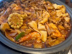-徐记小怪兽肉蟹煲(中央大街店)