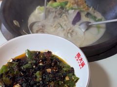 -陈大锅·岳阳鱼馆·地道岳阳菜(美食街店)