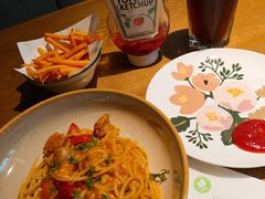 -JINNS锦时 steak&pizza(浸信会礼拜堂旧址店)