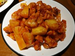 菠萝咕噜肉-鑫小城故事·砂锅·排骨藕汤(兴业路店)